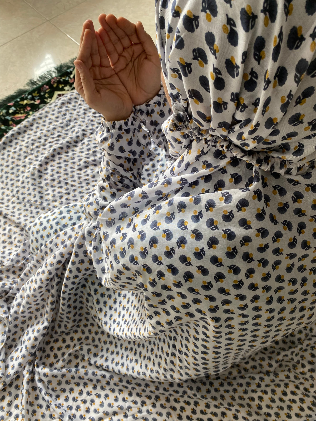Full Size Namaz Chaddar - Haya White