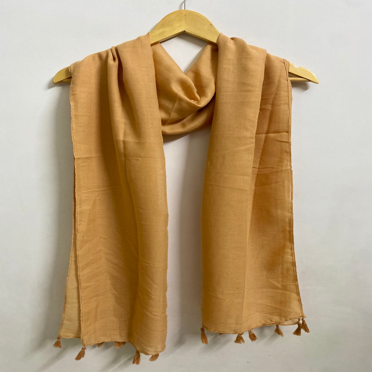 Lawn Tassel - Cinnamon