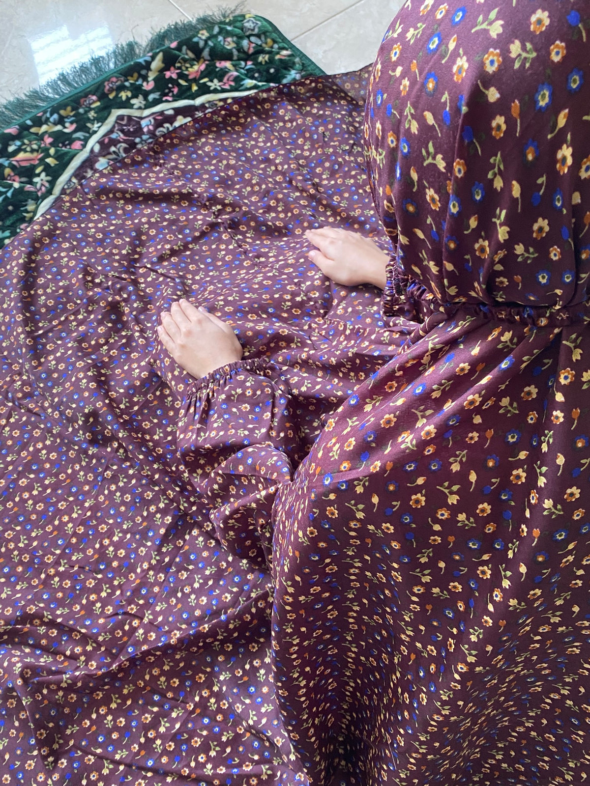 Medium Namaz Chaddar - Farah (Teen Size)