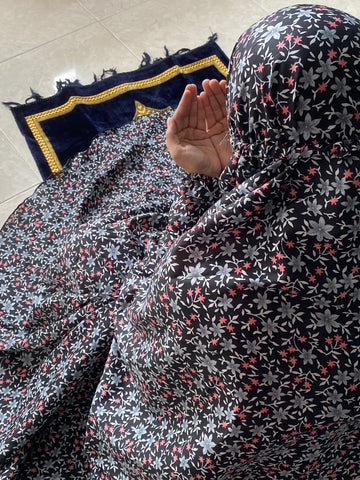 Namaz Chaddar - Black Garden
