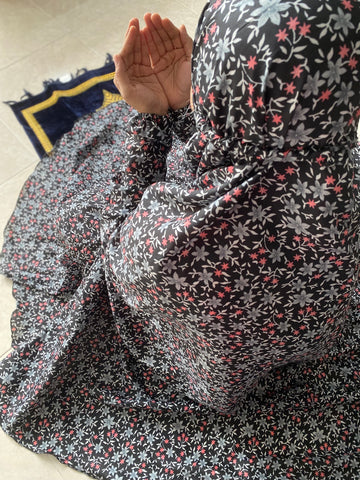Namaz Chaddar - Black Garden