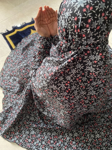 Namaz Chaddar - Black Garden