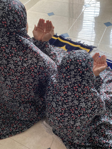 Mother & Daughter Namaz Chaddar - Black Garden