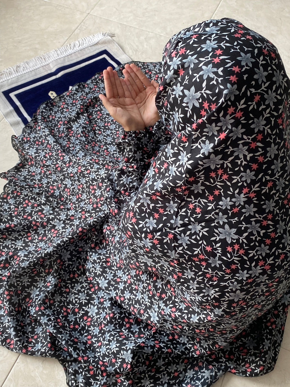 Kids Namaz Chaddar - Black Garden