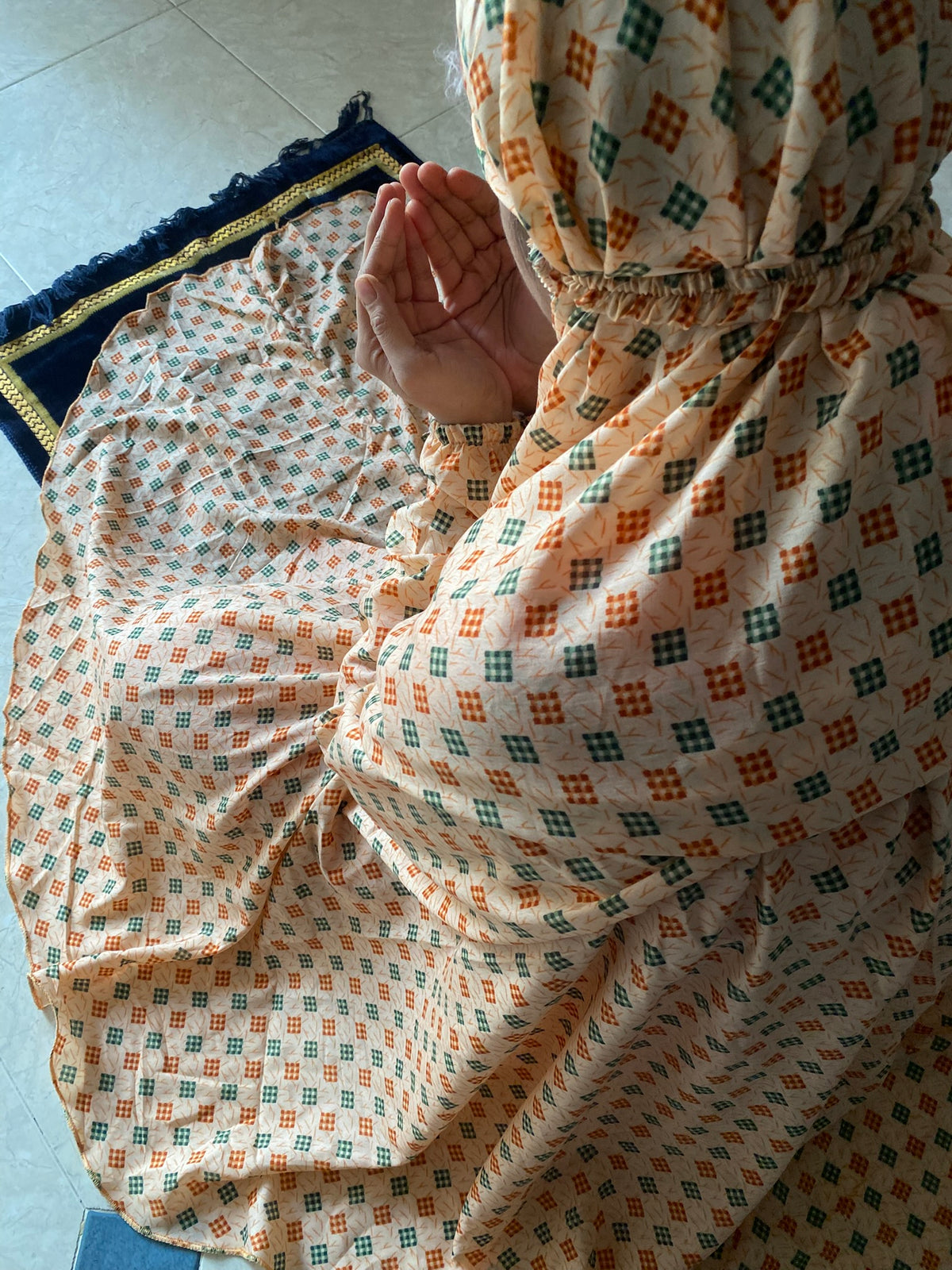 Namaz Chaddar - Block Orange