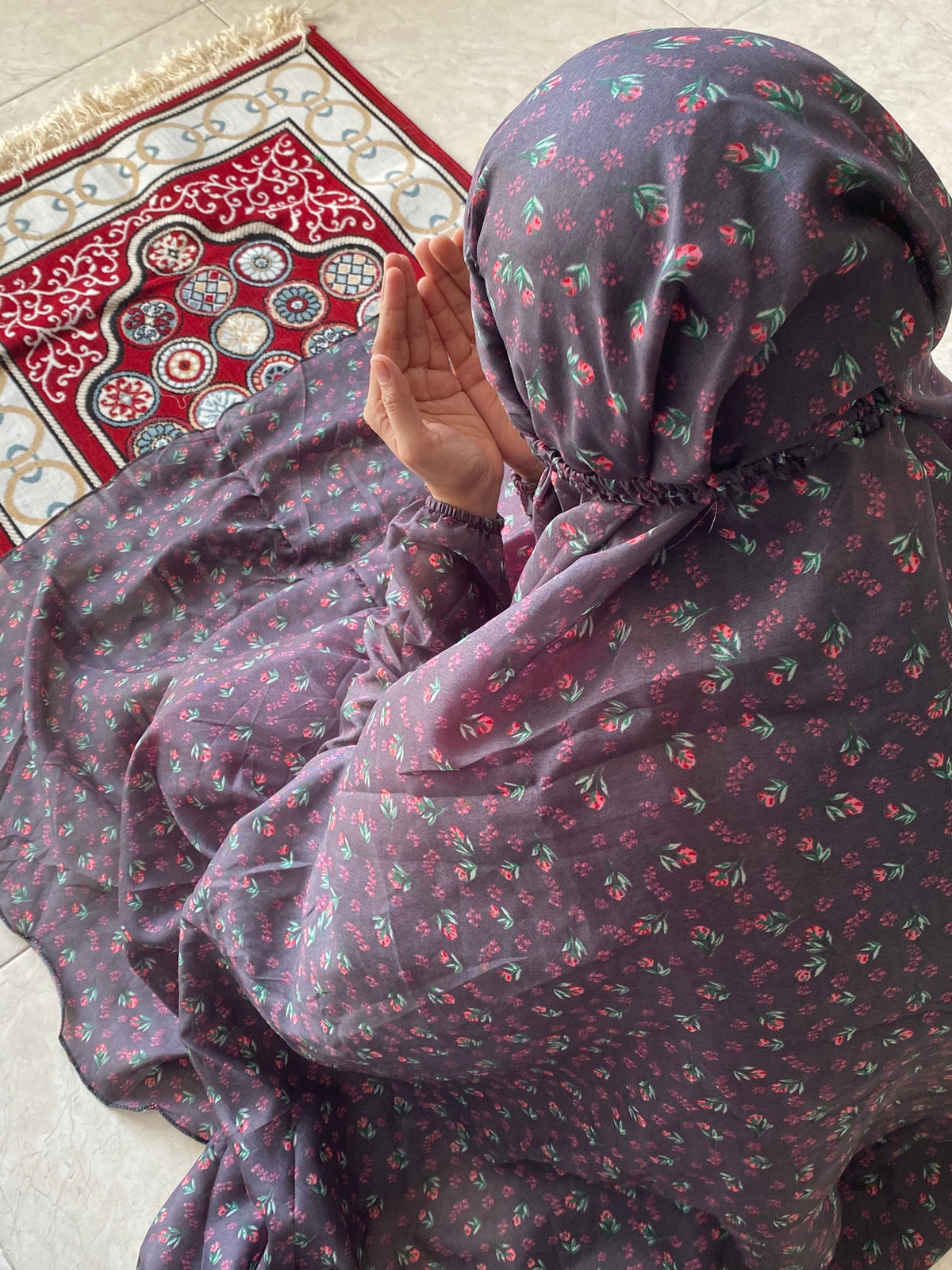 Namaz Chaddar - Grace Plum