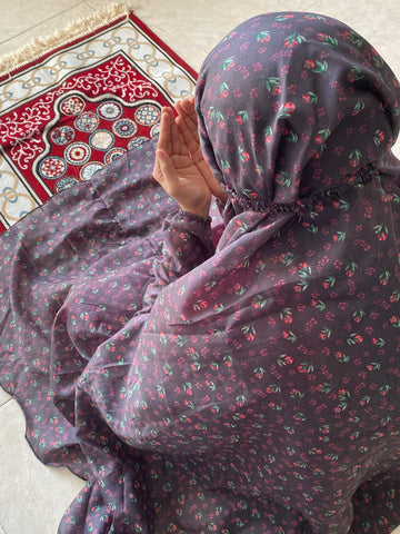Namaz Chaddar - Grace Plum