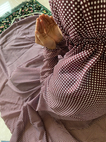 Standard Namaz Chaddar - Maroon Polka