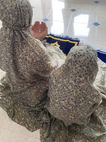 Mother & Daughter Namaz Chaddar - Olive Garden