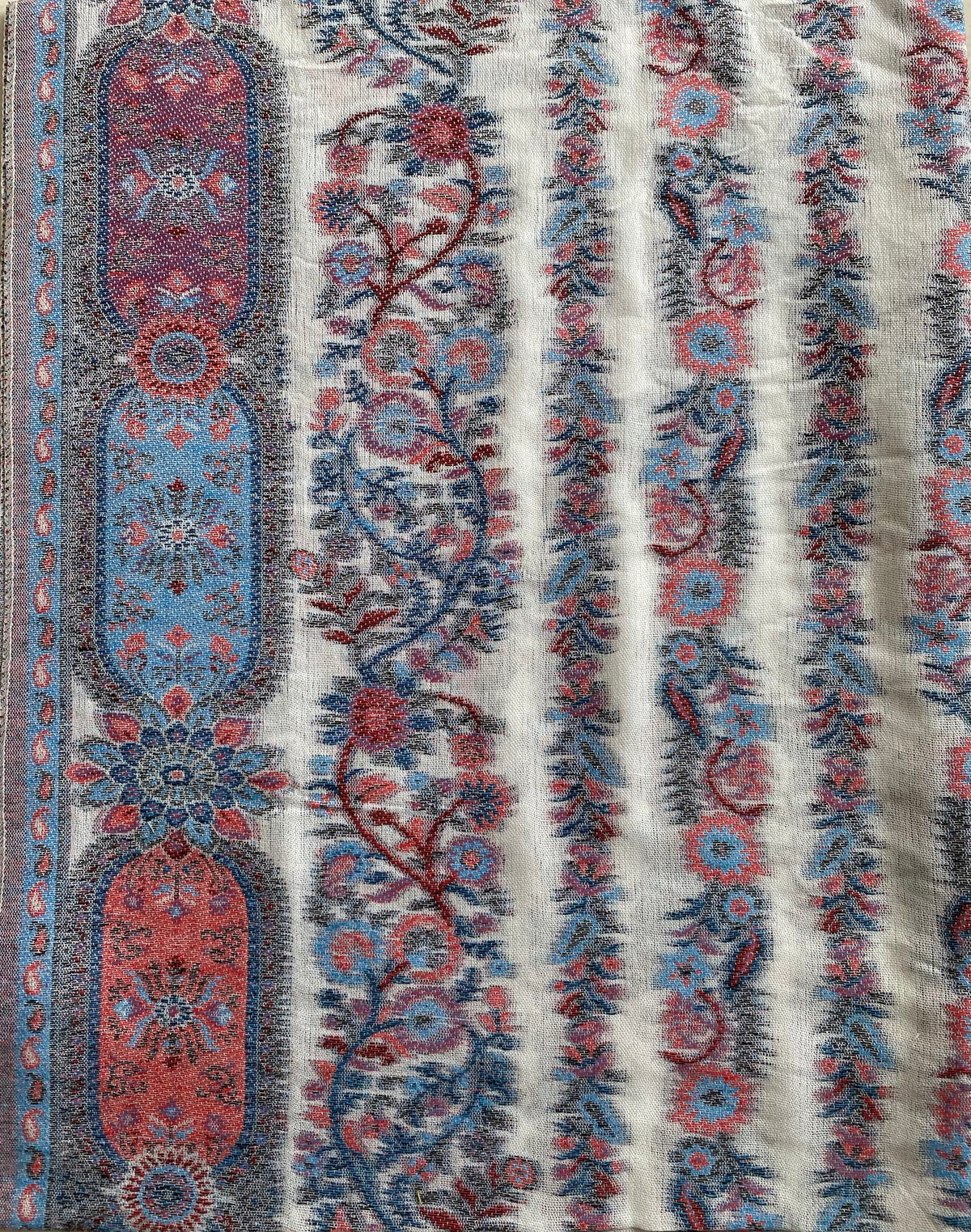 Pashmina Kani - Resham
