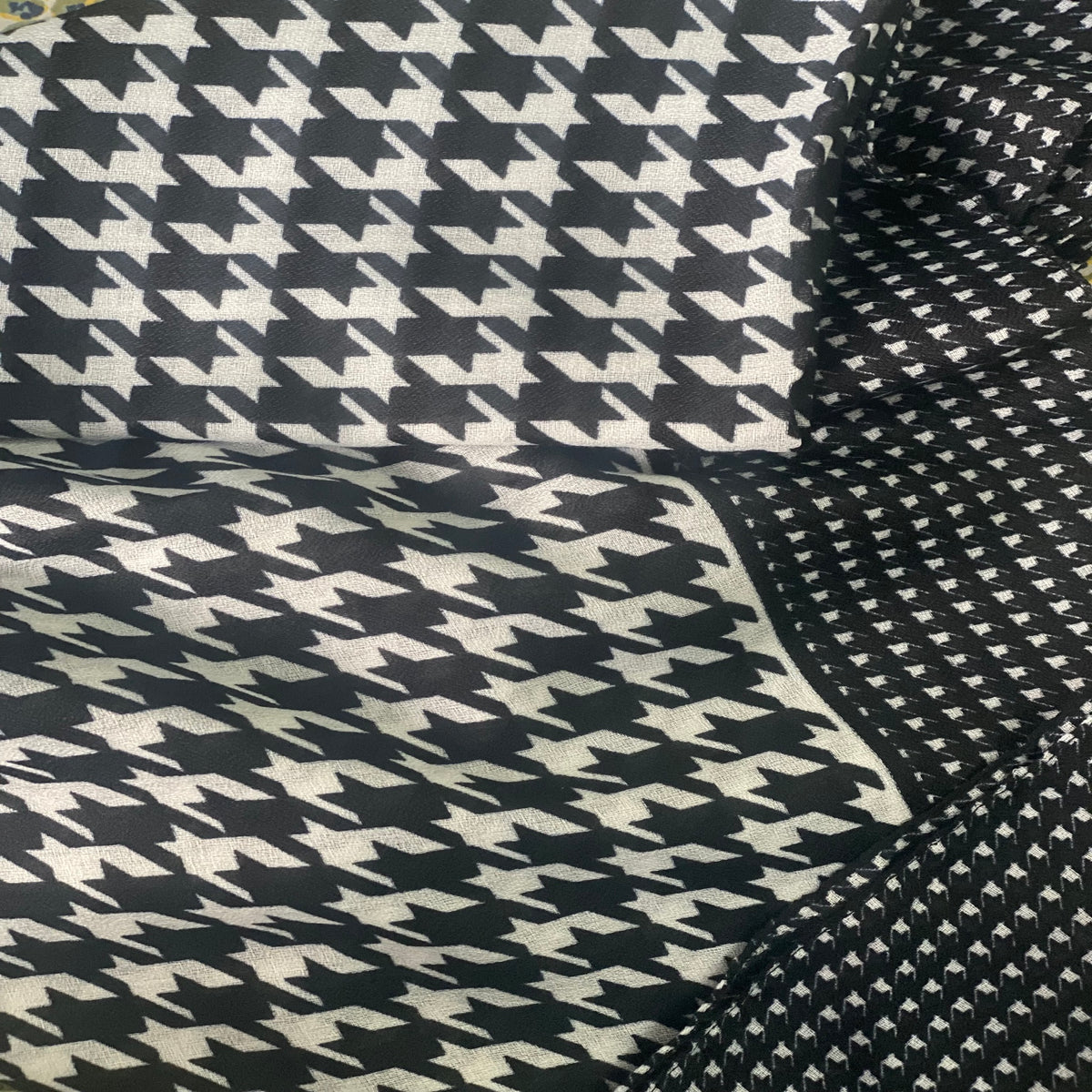Printed Lawn - Thread
