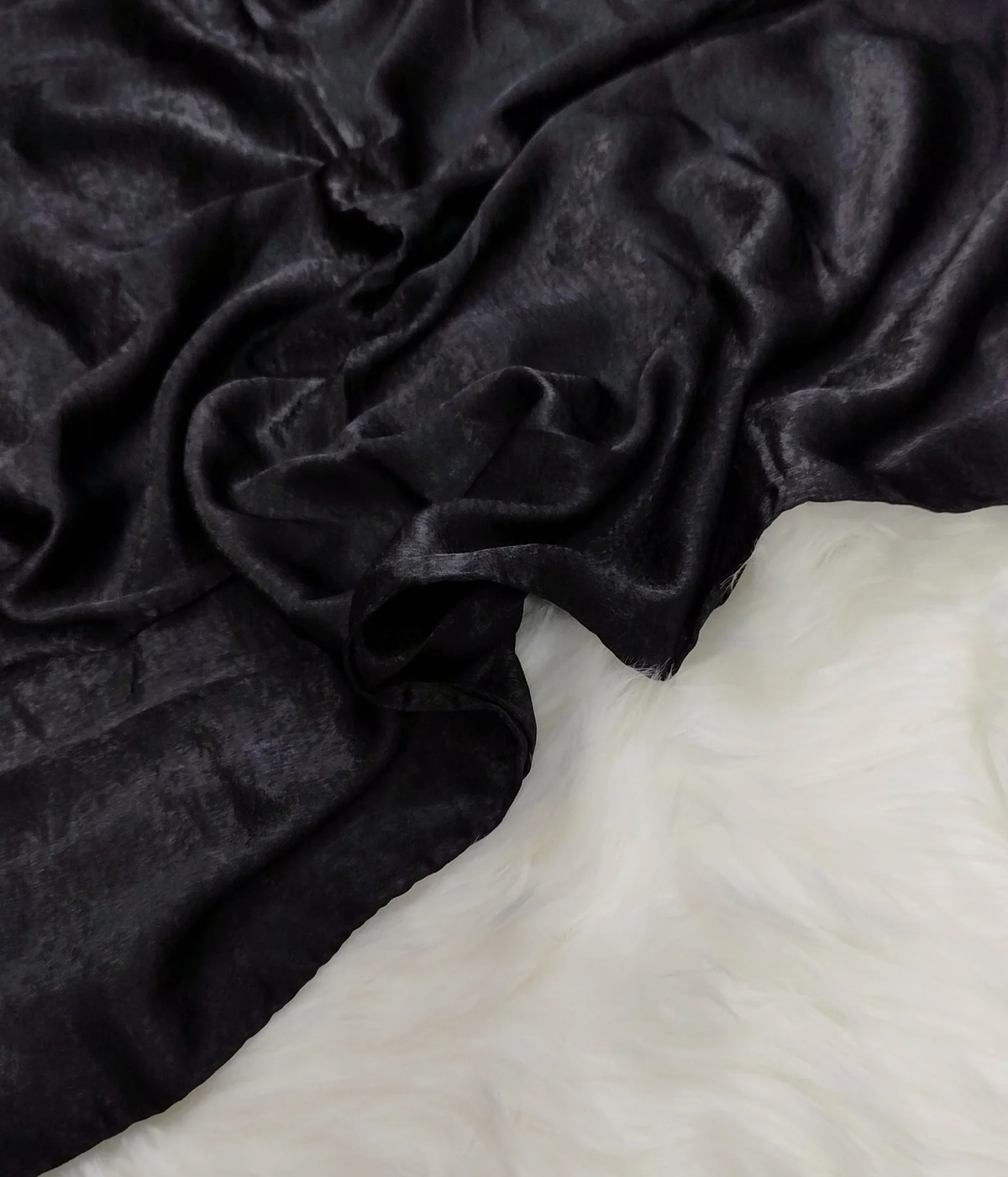 Velvet Silk - Deep Black